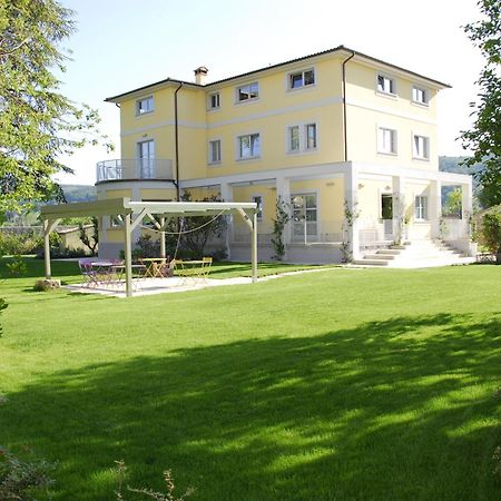 Hotel Ai Lecci In Centro Sarteano Exterior foto