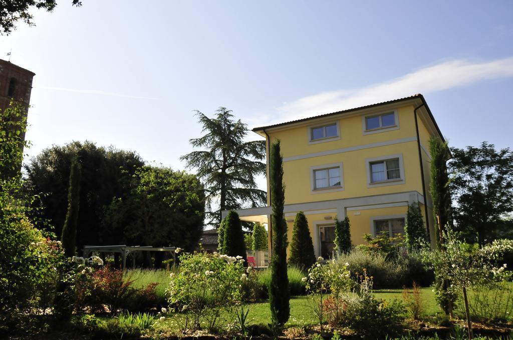 Hotel Ai Lecci In Centro Sarteano Exterior foto